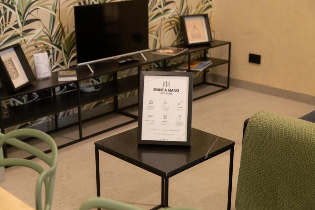 Appartamento Loft Bianca Mano Roma Esterno foto